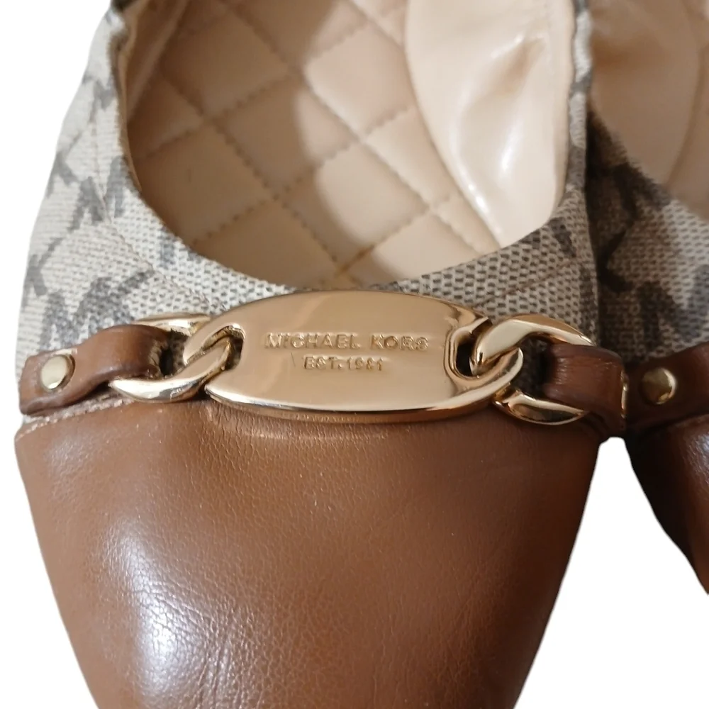 Micheal Kors Joyce Ballet Flat Brown and Tan Signature MK Print Size 7